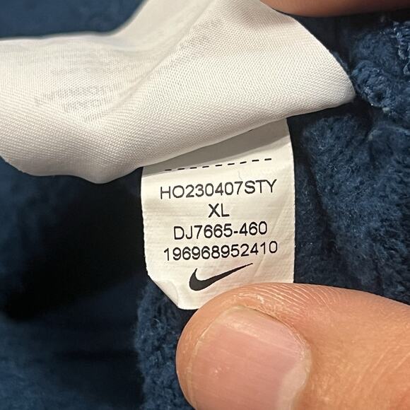 Nike Sweatshirt Womens Size XL Blue Crewneck Swoosh Cropped Oversized Essential - Picture 6 of 7